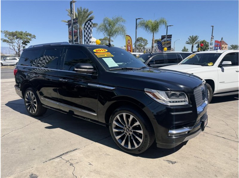 Used 2019 Lincoln Navigator Select RWD image 8