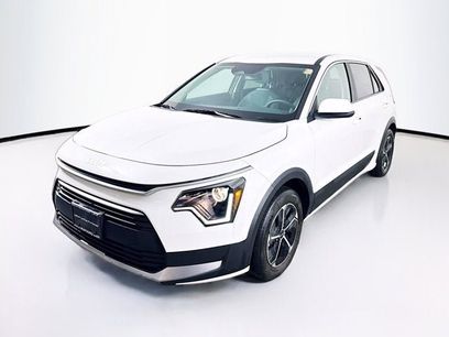 Certified 2023 Kia Niro LX