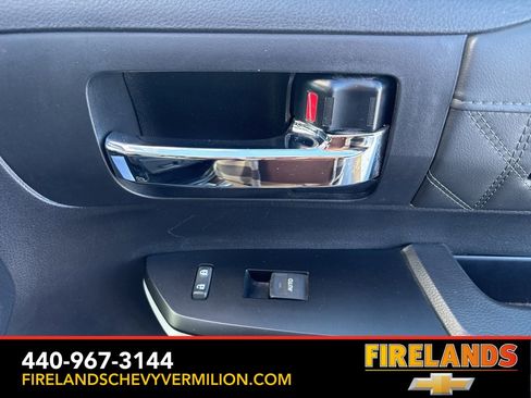 Used 2020 Toyota Tundra Platinum image 32