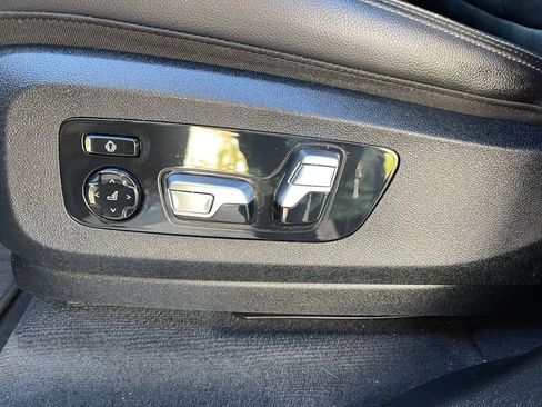 Used 2020 BMW X7 xDrive40i image 17