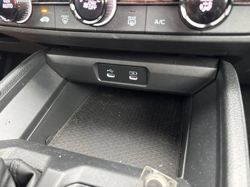 Used 2025 Honda Accord LX image 24
