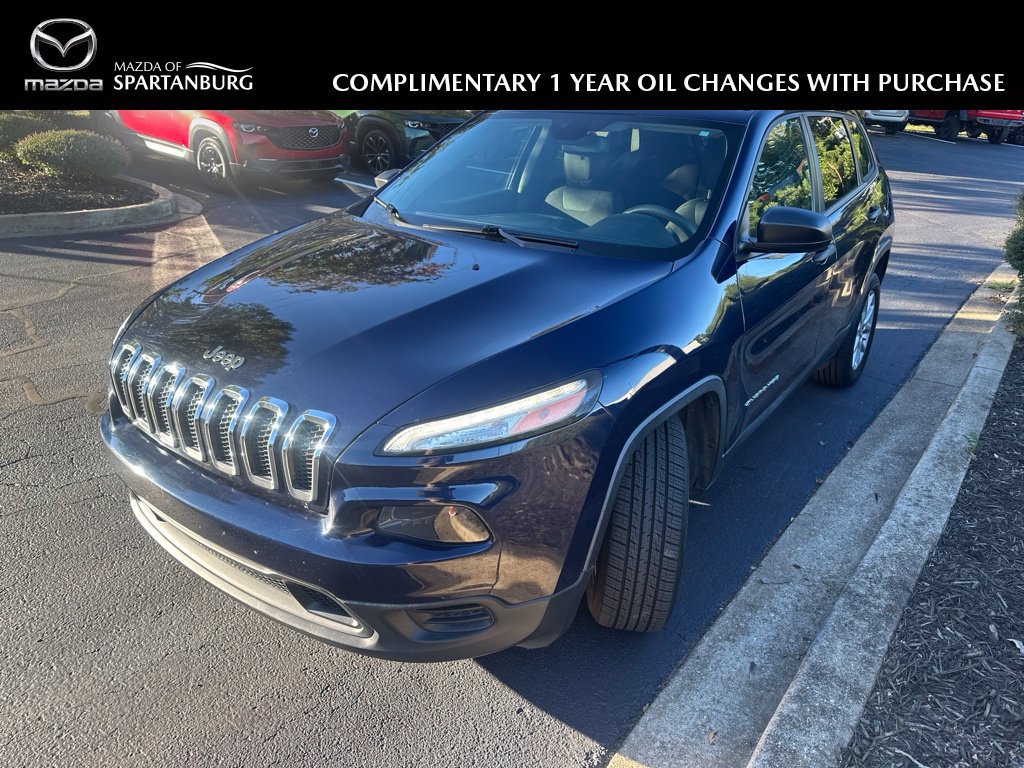 Used 2016 Jeep Cherokee Sport FWD image 1