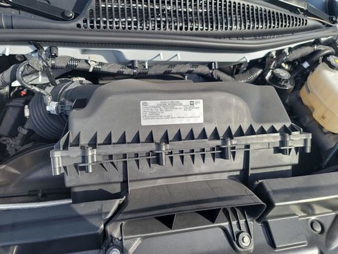 New 2025 Chevrolet Express 3500 w/ Power Convenience Package image 26