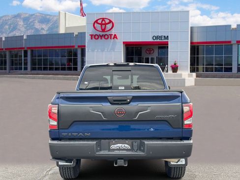 Used 2023 Nissan Titan PRO-4X w/ Pro-4x Convenience Package AWD/4WD image 4