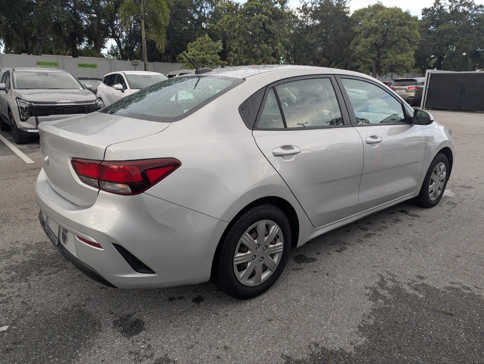Used 2022 Kia Rio S FWD image 7