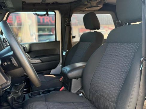Used 2011 Jeep Wrangler Sport AWD/4WD image 8