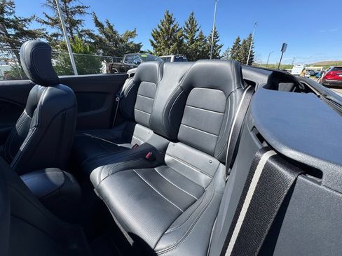 Used 2025 Ford Mustang GT Premium RWD image 30