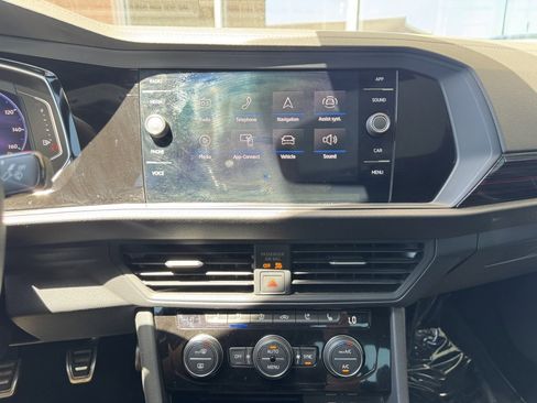 Used 2024 Volkswagen Jetta GLI Autobahn w/ GLI Black Package image 20