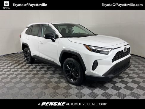 New 2025 Toyota RAV4 LE image 6
