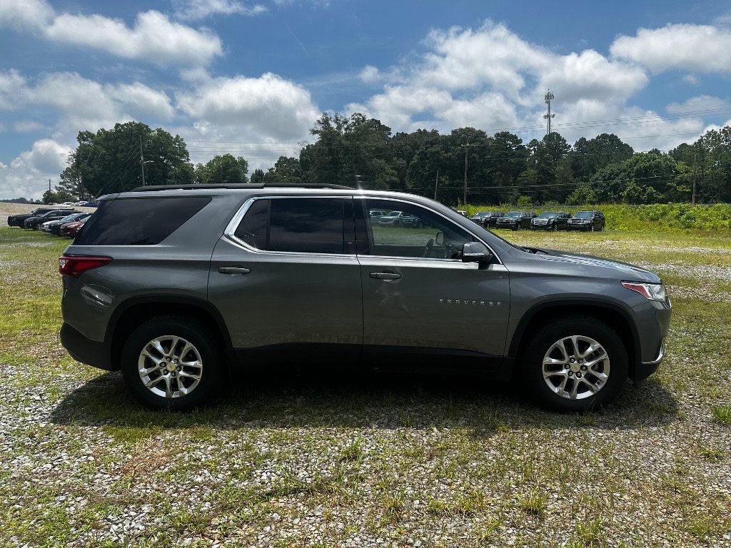 Used 2019 Chevrolet Traverse LT FWD image 4