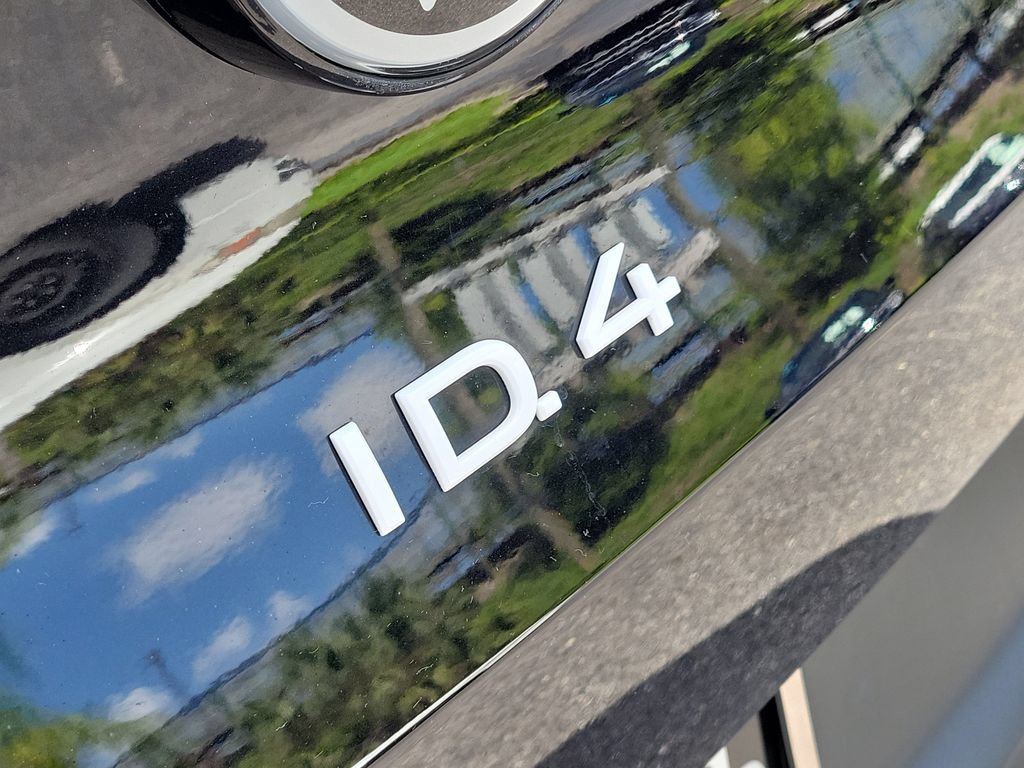 Certified 2025 Volkswagen ID.4 Pro S AWD/4WD image 5