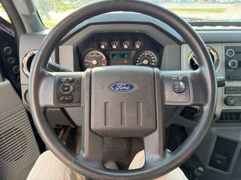 Used 2016 Ford F750 2WD Regular Cab Super Duty image 26