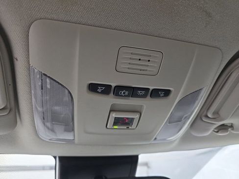 Used 2022 Toyota Corolla LE image 38