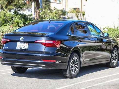 Used 2021 Volkswagen Jetta S FWD image 4