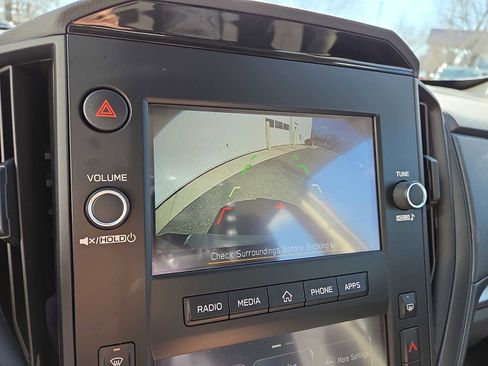 Certified 2025 Subaru Impreza 2.0i image 18