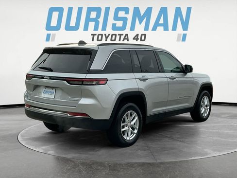 Used 2025 Jeep Grand Cherokee Laredo X w/ Luxury Tech Group I image 7