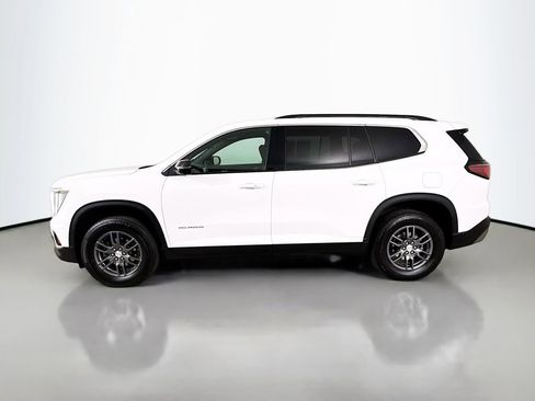 Used 2025 GMC Acadia Elevation AWD/4WD image 4