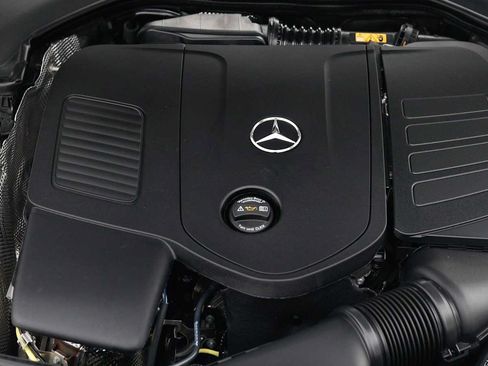 Used 2026 Mercedes-Benz C 300 4MATIC Sedan image 33