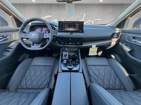 New 2026 Nissan Rogue Platinum AWD/4WD image 21