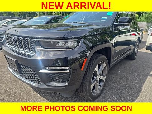 Used 2023 Jeep Grand Cherokee 4WD 4xe w/ Luxury Tech Group II image 13