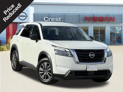 Used 2023 Nissan Pathfinder S