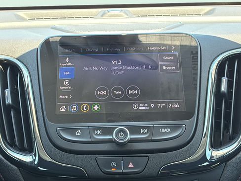 Used 2024 Chevrolet Equinox RS w/ RS Leather Package FWD image 19