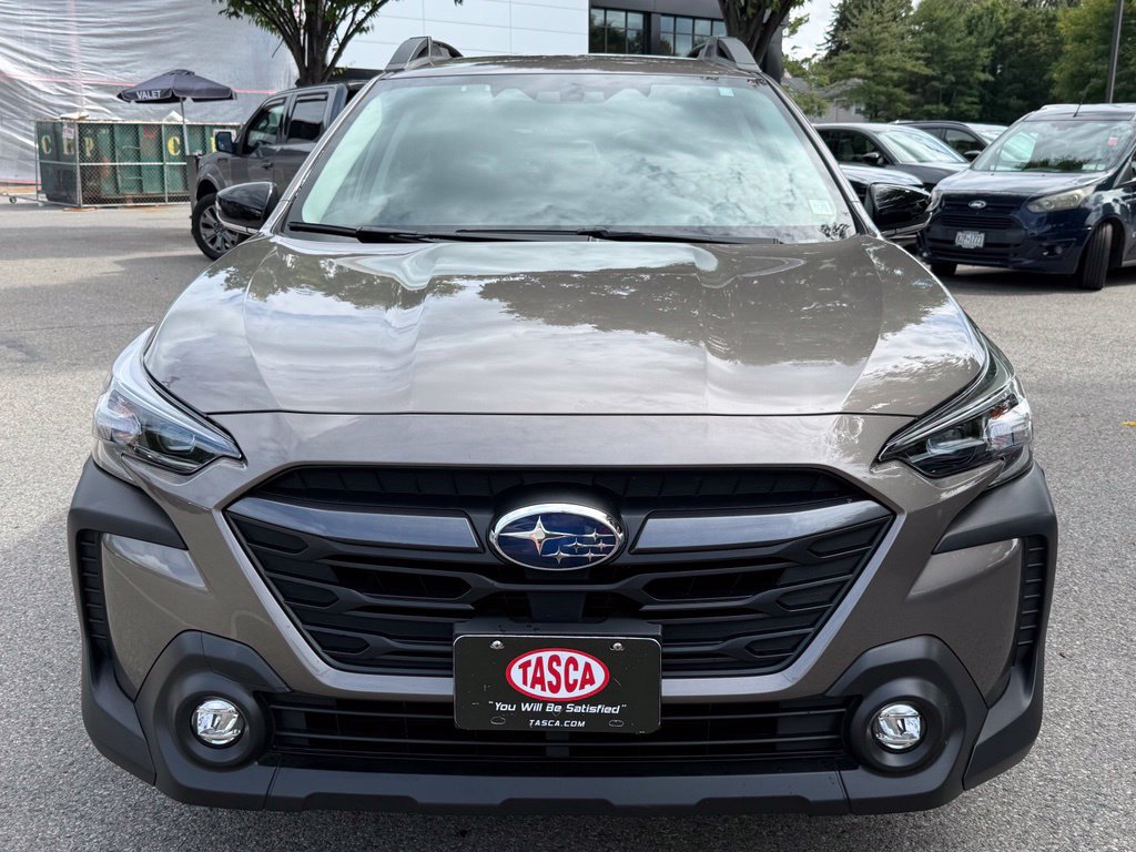 Certified 2024 Subaru Outback Premium AWD/4WD image 3