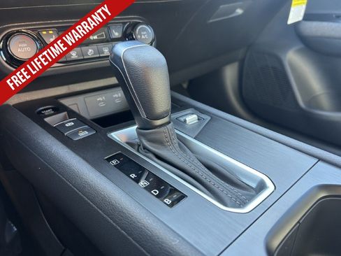 New 2026 Nissan Kicks SV w/ SV Premium Package FWD image 23