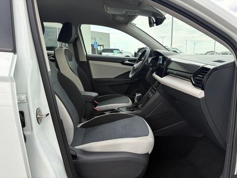 Used 2025 Volkswagen Taos S FWD image 23