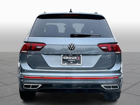 Used 2024 Volkswagen Tiguan SEL R-Line image 4