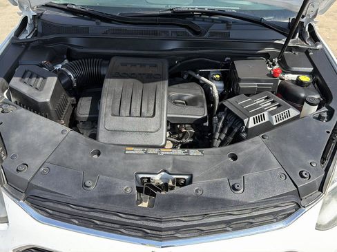 Used 2017 Chevrolet Equinox LS AWD/4WD image 33