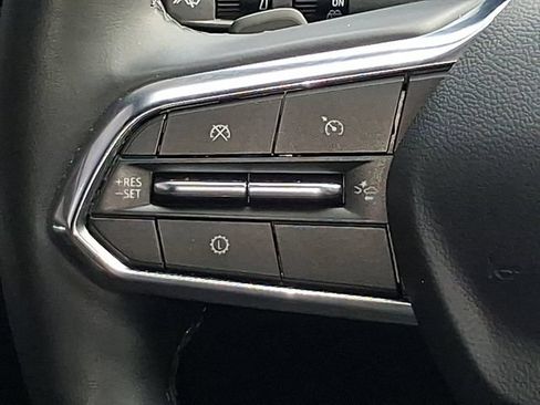 Used 2026 Chevrolet Equinox LT w/ Convenience Package II FWD image 12