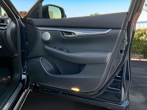 Used 2025 INFINITI QX50 Sport image 24