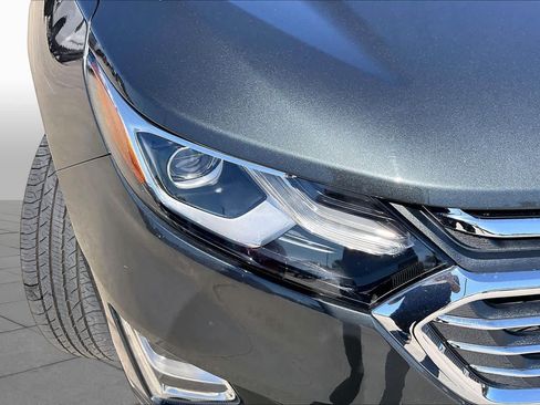 Used 2020 Chevrolet Equinox Premier FWD image 26