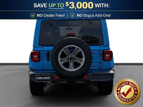 Used 2022 Jeep Wrangler Unlimited Sahara w/ LED Lighting Group AWD/4WD image 11