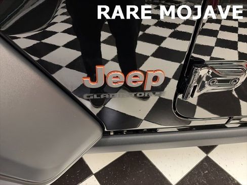 Used 2023 Jeep Gladiator Mojave w/ Cold Weather Group image 7
