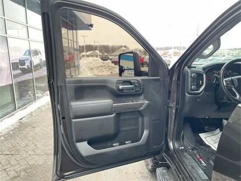 Certified 2020 Chevrolet Silverado 2500 LTZ w/ LTZ Plus Package image 21