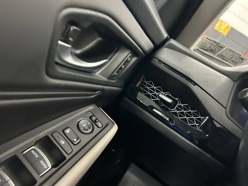 Used 2024 Honda Accord EX-L image 27