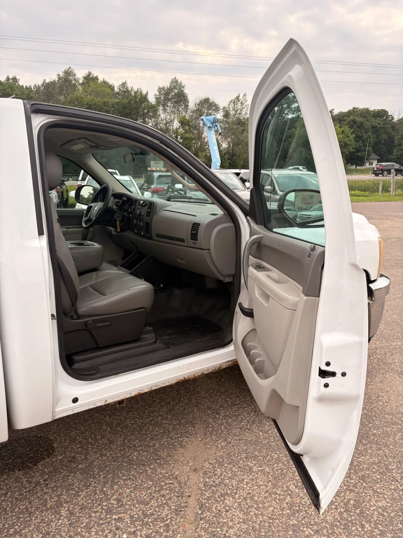 Used 2012 Chevrolet Silverado 2500 W/T w/ Snow Plow Prep Package AWD/4WD image 25