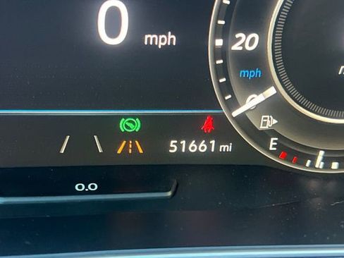 Used 2019 Volkswagen Golf R 4-Door image 31