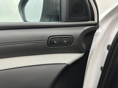 New 2026 Hyundai Santa Cruz Limited image 12