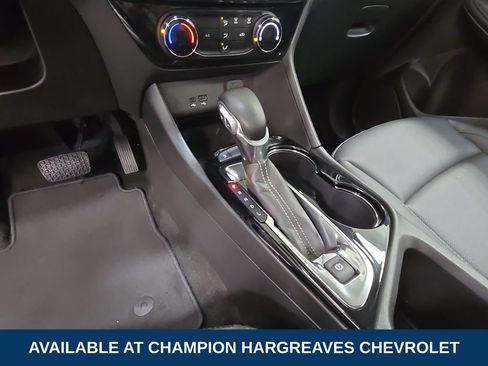 Used 2024 Buick Encore GX Sport Touring FWD image 21