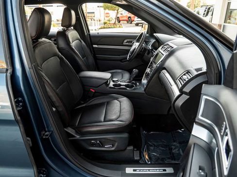 Used 2018 Ford Explorer Sport AWD/4WD image 43