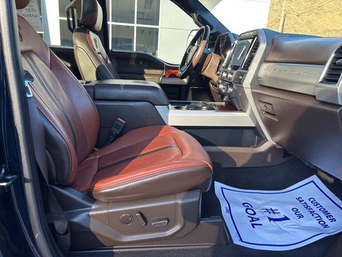 Used 2022 Ford F250 King Ranch w/ King Ranch Ultimate Package image 16