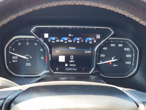 Used 2021 GMC Yukon AT4 w/ AT4 Premium Package AWD/4WD image 13
