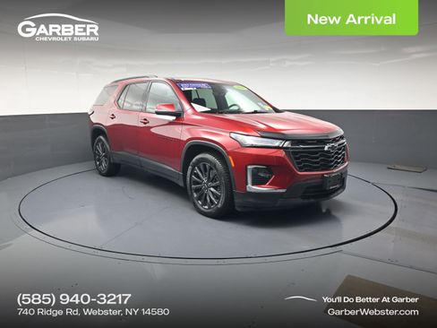 Used 2023 Chevrolet Traverse RS w/ LPO, Floor Liner Package AWD/4WD image 1