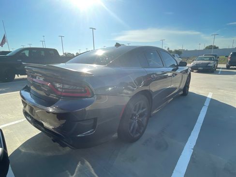 Used 2021 Dodge Charger GT w/ Blacktop Package RWD image 4