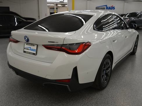 Used 2023 BMW i4 eDrive40 w/ Premium Package image 9