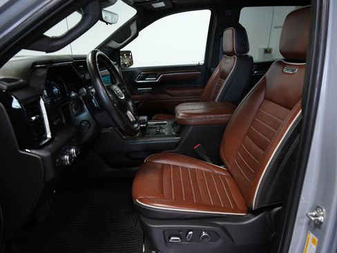 Certified 2025 GMC Sierra 1500 Denali Ultimate AWD/4WD image 38