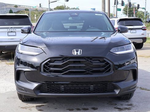 New 2026 Honda HR-V Sport image 2